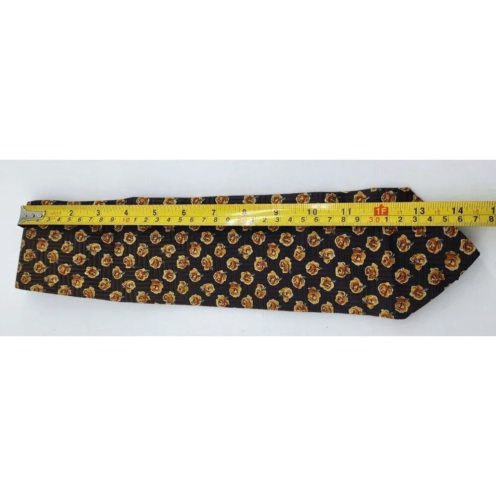 Ermenegildo Zegna Gold Rose Floral Pattern Neck Tie 100% Silk Italy‎ Made